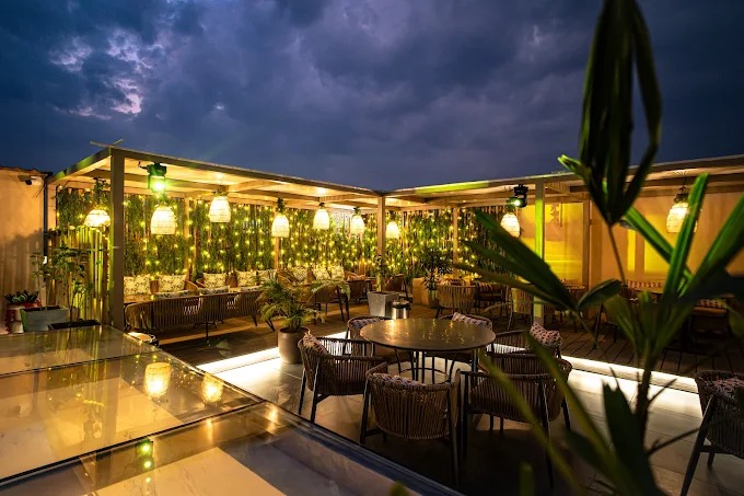 Best Rooftop in Mohali – Tipsy Rooftop & Lounge